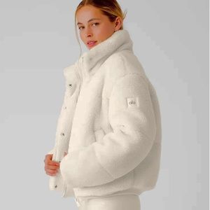 Alo Sherpa Snow Angel Puffer Jacket Women’s Coat in White